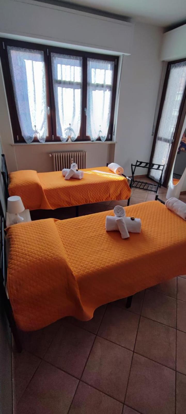 L'Orchidhea Apartment Savigliano Zewnętrze zdjęcie